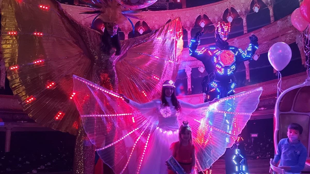 UV DANCE ANIMATORI — photo 1